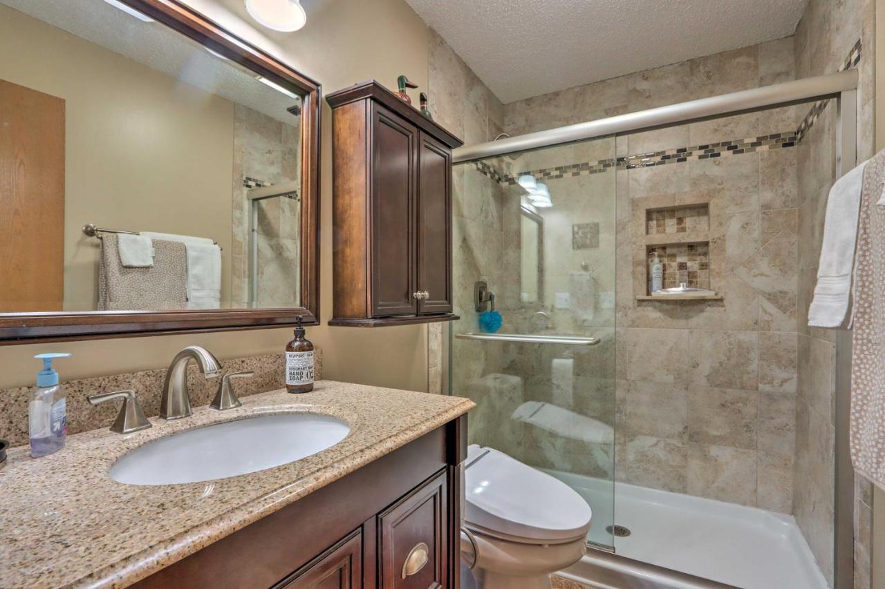 Osage Beach Condo With Lake Of The Ozarks Views מראה חיצוני תמונה